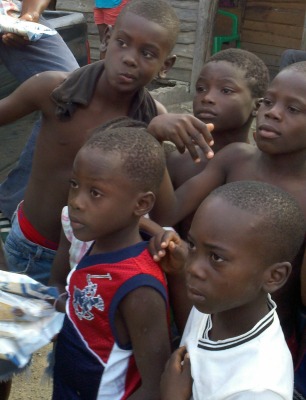 Food Distribution in a Dominican Republic Batey