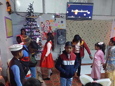 Christmas party at the Lahore Kinship Project